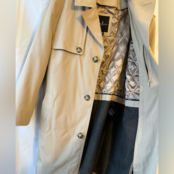 Vintage 1970s London Fog Single Breasted Hooded Maxi Trench with Belt Size S EUC - Picture 6 of 13